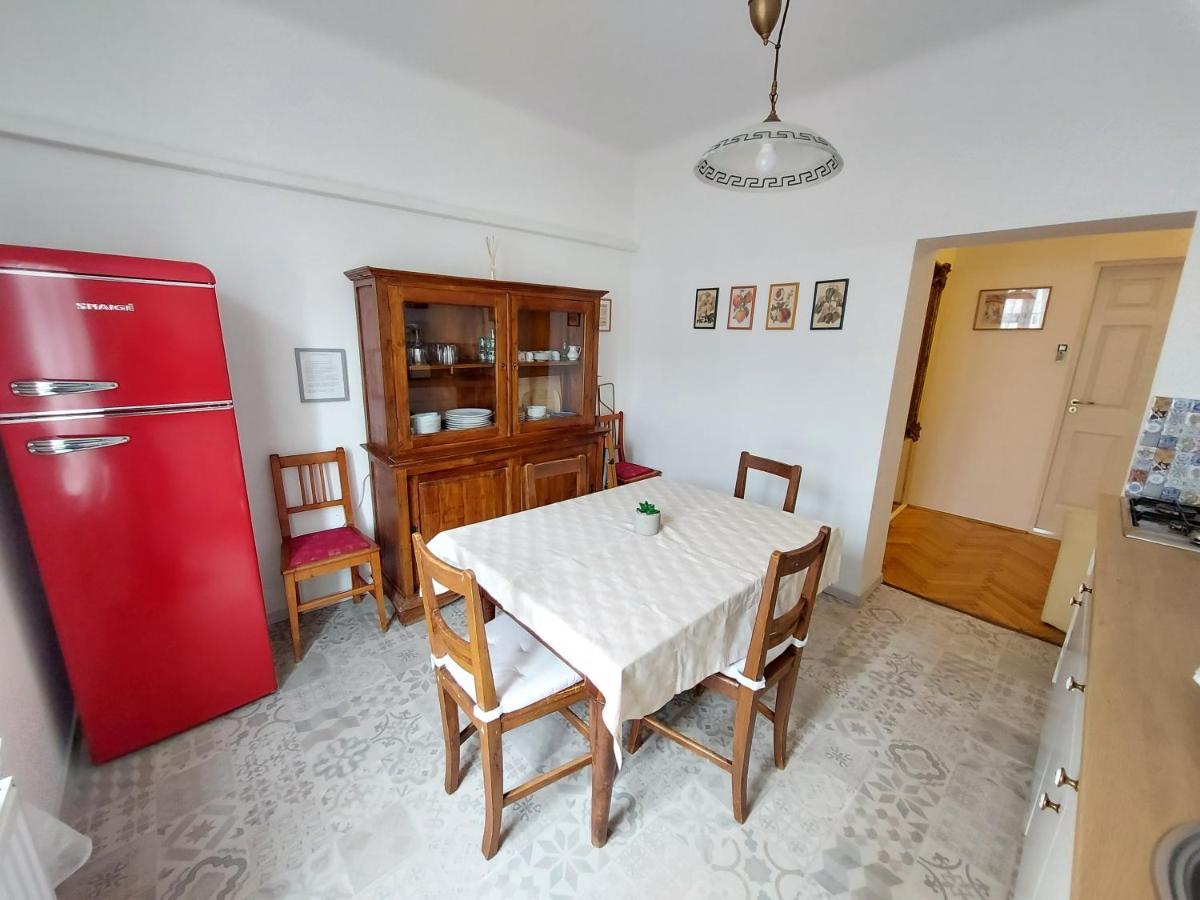 Varkeruelet Apartman Sopron Luaran gambar