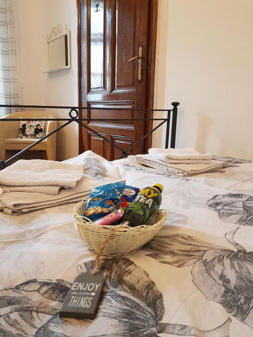 Varkeruelet Apartman Sopron Luaran gambar