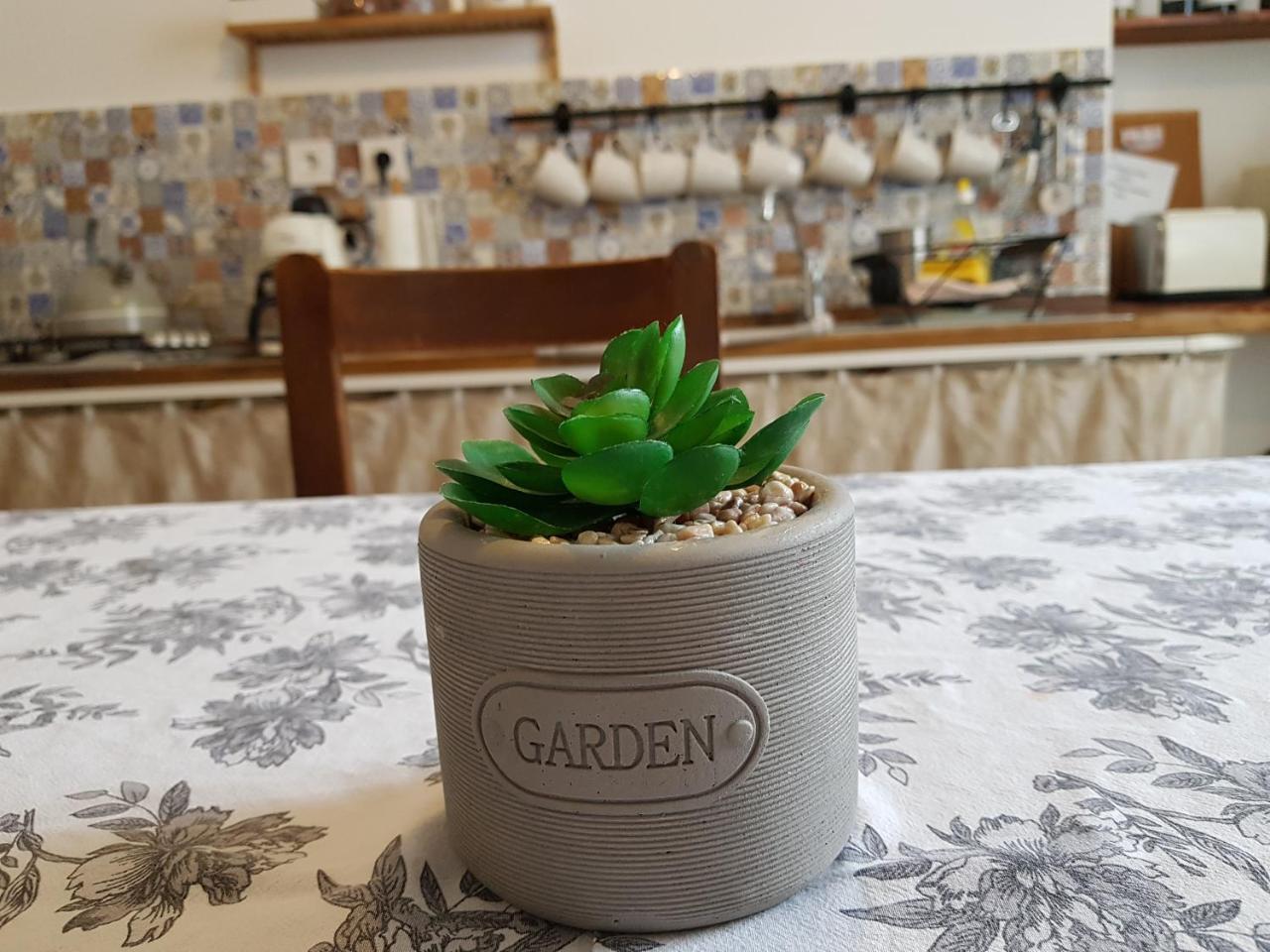 Varkeruelet Apartman Sopron Luaran gambar